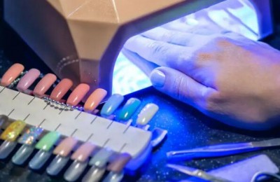 The Leading UV Lamps You Need At Your Nail Salon